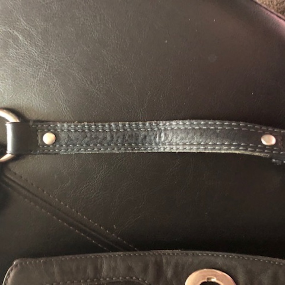 Coach Purse - Picture 6 of 8